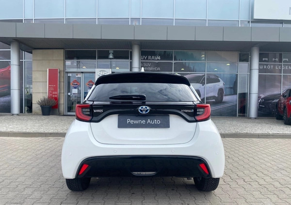 Toyota Yaris cena 84500 przebieg: 26353, rok produkcji 2021 z Kalisz małe 497
